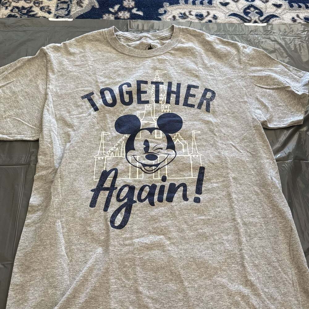 WDW Walt Disney World Together Again Mickey Mouse T Shirt Gray Size‎ S